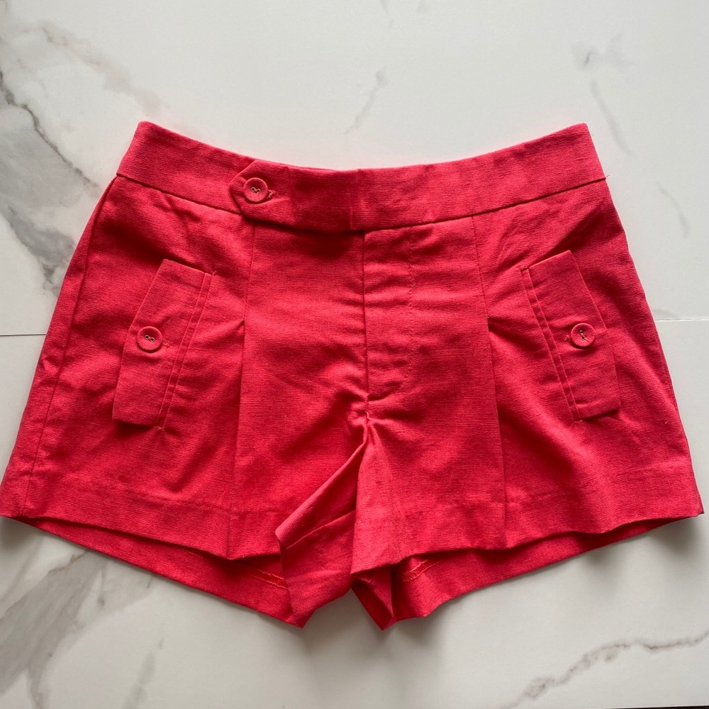 Very J Coral pleated shorts